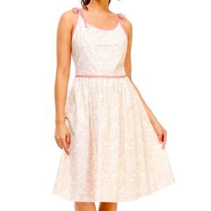 NWT RARE Gal Meets Glam Norah Dress
